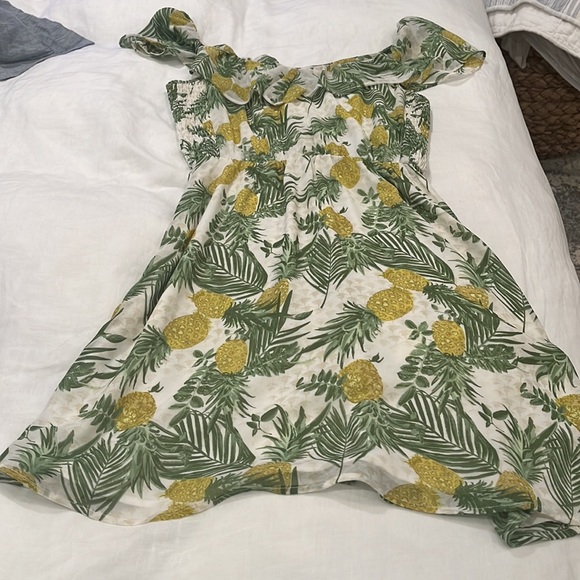 Summer dress. Junior size xs - Picture 3 of 3